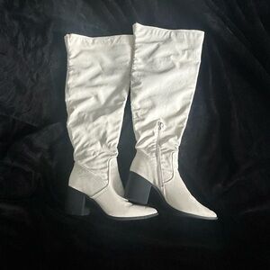 Journee Collection Wide Calf White Knee-High Boots Size 11